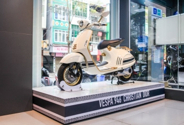 Giá Vespa 946 Christian Dior tăng nhanh như giá vàng, hiện đã gần chạm ngưỡng 2 tỷ đồng