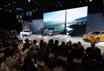 VinFast công bố chính sách thuê pin tại Mỹ, kích hoạt giao dịch sàn NFT lớn nhất thế giới