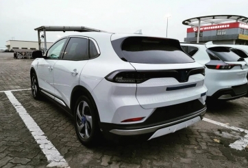 Bất ngờ xe điện VF 8 và VF e34 xuất hiện tại Trung Quốc, kế hoạch tiếp theo của VinFast là gì?