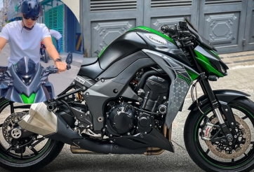 Thủ môn Bùi Tiến Dũng đổi gu chơi xe, chuyển qua mô tô phân khối lớn Kawasaki Z1000R