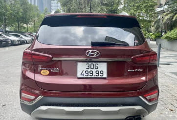 Hyundai Santa Fe dính biển '49', nhưng vẫn được chào bán với giá 1,5 tỷ đồng