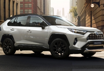 Toyota RAV4 2023 ra mắt, thêm loạt trang bị 'đáng tiền', tham vọng 'nuốt chửng' Mazda CX-5