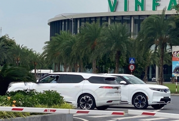 VinFast VF9 bị bắt gặp trong khuôn viên nhà máy tại Hải Phòng, lộ chi tiết gây thắc mắc