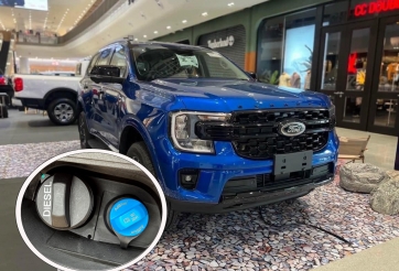 Ngoài dầu diesel, Ford Everest 2022 còn cần đổ thêm dung dịch lạ mới có thể vận hành