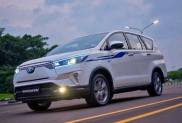Toyota Innova phiên bản thuần điện bắt đầu chạy thử nghiệm, chuẩn bị khuẩy đảo phân khúc MPV