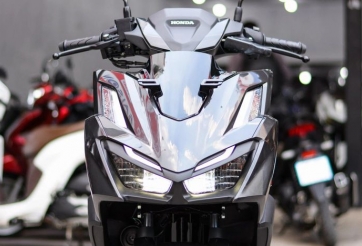 Honda Vario 160 nhập 'trượt giá' sâu, người tiêu dùng Việt thêm sự lựa chọn với Air Blade 160