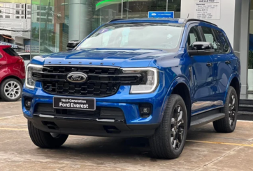 Giá bán Ford Everest 2022 vẫn đang 'ở trên mây', chênh tận 200 triệu đồng