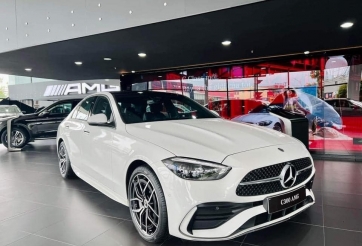 Mercedes-Benz Việt Nam điều chỉnh giá cho C-Class và GLB, mức tăng nhiều nhất tới 125 triệu đồng