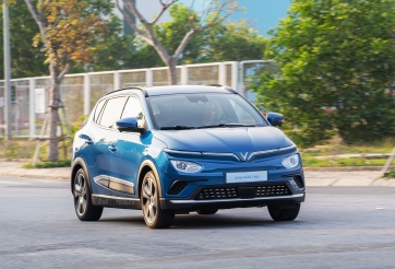 VinFast VF e34 'dính án' triệu hồi vì lỗi liên quan đến túi khí