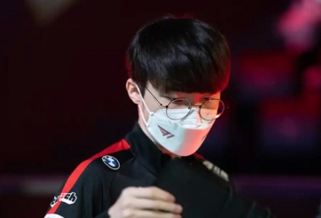 Faker: 'Zeri cực mạnh ở giai đoạn giữa và cuối game'