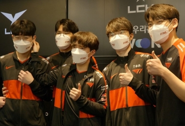 LMHT: Đội hình 10 đội tuyển tham dự LCK Mùa Hè 2022