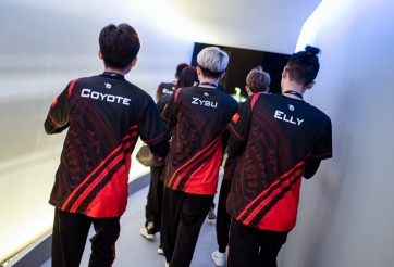 Team Flash tung bộ ảnh hậu trường cực ngầu tại CKTG Tốc Chiến