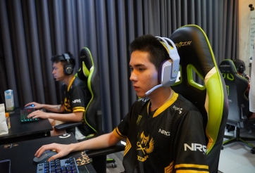 Kết quả VCS ngày 31/8: GAM tan vỡ, SGB bước tiếp vào chung kết