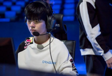 Deft: 'Dù bị dẫn trước 2 ván, tôi vẫn tin DRX mạnh hơn EDG' - CKTG 2022