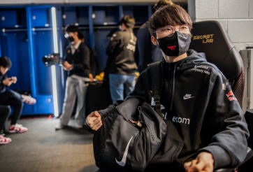 Quỷ vương trở lại - Faker sẽ tiếp tục thi đấu!