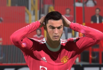 Fan MU trả thù cho đội nhà bằng cách đá thủng lưới Liverpool 141 bàn liên tục ... trong game