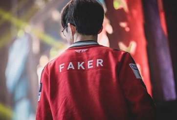 Faker sẽ phải ngồi dự bị trong bao lâu?