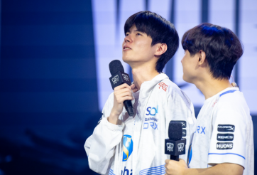 Deft nói gì sau khi hủy diệt đội tuyển cũ DRX?