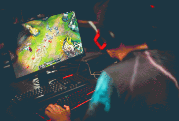 LMHT: Game thủ quốc tế nói gì về LazyFeel?