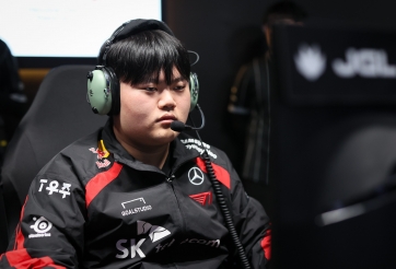 Faker tự hào về tân binh mới của T1