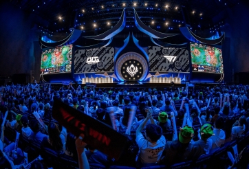 VCS bị sáp nhập với PCS, tương lai nào cho LMHT Việt Nam?