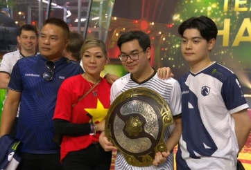 Tuyển thủ gốc Việt vô địch thế giới bộ môn Dota 2
