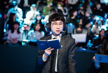 Thua liền 4 trận, HLV DNF buông lời cay đắng