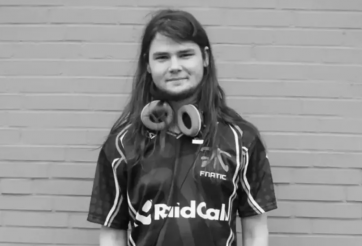 Cựu vương CKTG qua đời vì bạo bệnh