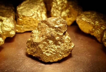 Giá vàng hôm nay sáng 8/6: Giằng co dữ dội