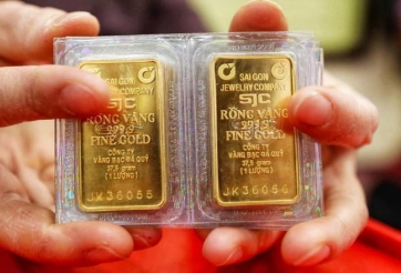 Giá vàng hôm nay tối 13/8: SJC bất ngờ tăng vọt