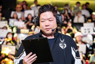 HLV GEN: 'Tôi đã định giấu Ziggs tới tận Vòng Playoffs'