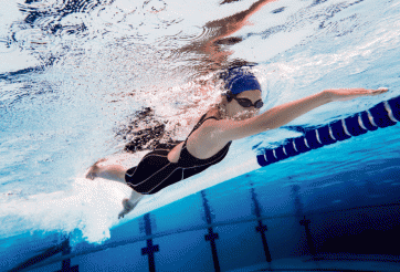 Kình ngư trẻ Việt Nam đánh bại siêu sao Singapore từng giành 20 HCV