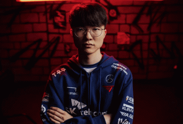 Đụng đến Faker, một tuyển thủ LPL nhận trái đắng