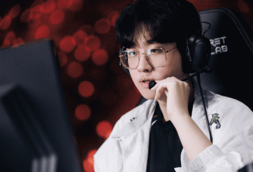 HLE vỡ trận trong ngày gặp lại thầy cũ