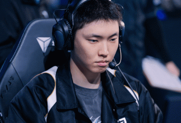 Trực tiếp LCK hôm nay 22/1: GEN bảo vệ ngôi đầu bảng