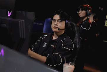 Zeus và Gumayusi nhận thất bại chưa từng có