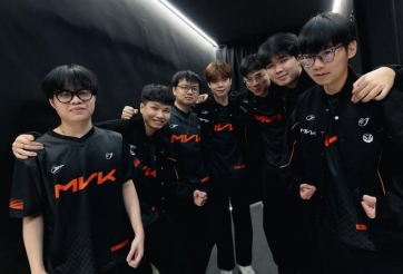 CĐV đồng loạt phản ứng sau thất bại của SofM