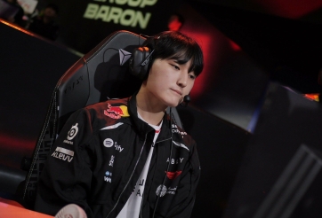 T1 nhận thất bại cay đắng