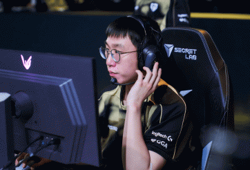 Giá vé xem LCK tại Việt Nam gây tranh cãi