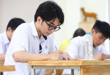 Thi môn Ngữ văn THPT 2026 lúc mấy giờ? Lưu ý quan trọng trước khi vào phòng thi