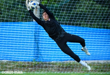 NÓNG: Văn Lâm lần đầu bắt chính ở đấu trường số 1 châu Á