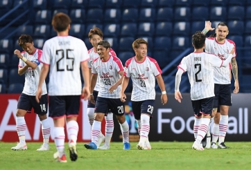 Văn Lâm vắng mặt, Cerezo Osaka vất vả cầm hòa đội bóng của Iniesta