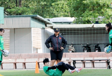 HLV thủ môn ĐT Việt Nam hé lộ người bắt chính