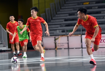 ĐT Việt Nam báo tin cực vui từ châu Âu