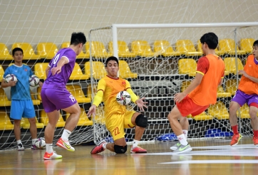 ĐT Việt Nam rèn miếng đánh 'tạo bất ngờ' cho Brazil