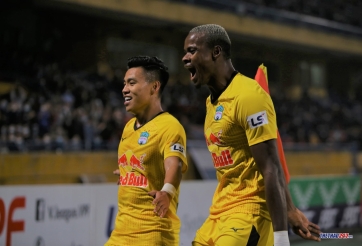 HAGL giữ chân thành công 'Vua kiến tạo V-League 2021'