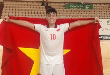 Trụ cột ĐT Việt Nam báo tin cực vui tới người hâm mộ