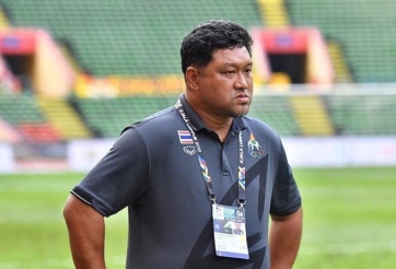 HLV Thái Lan xin lỗi NHM vì 'trận đấu đáng quên' ở giải châu Á