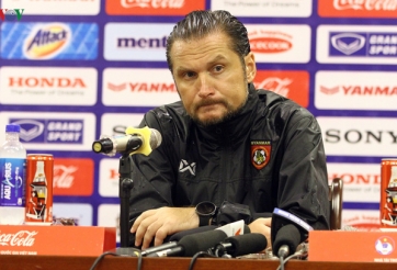 HLV Myanmar tự tin đánh bại U23 Việt Nam dù bị cấm chỉ đạo