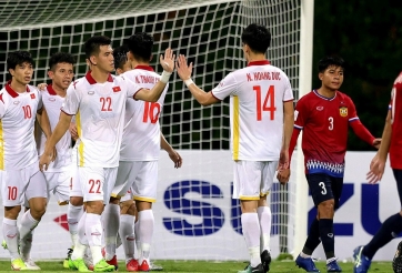 Huyền thoại Singapore chỉ ra 'cầu thủ đáng xem nhất ĐT Việt Nam'